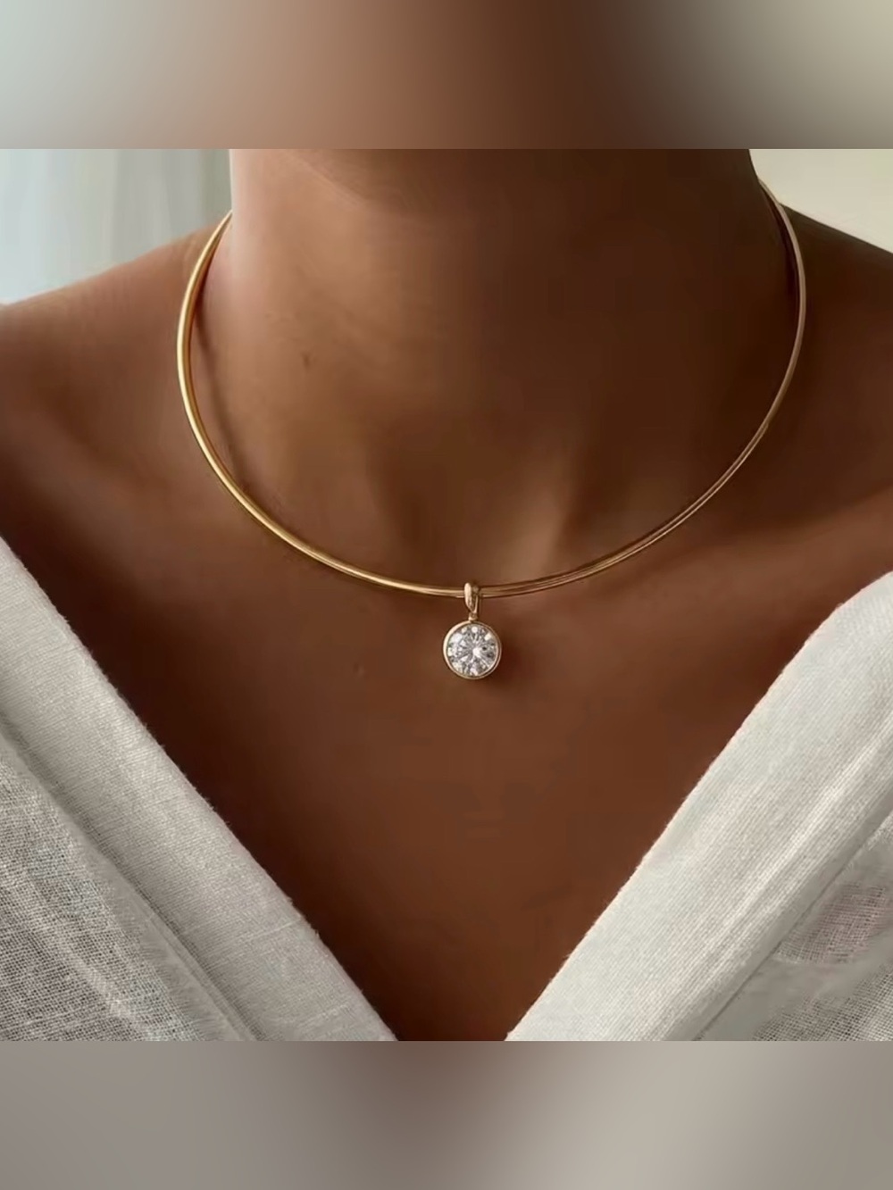Kohl's Gold Collar Necklace with Round Crystal Pendant